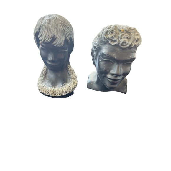 momi and kona black coral busts. Made by Frank Schirman - Picture 1 of 5